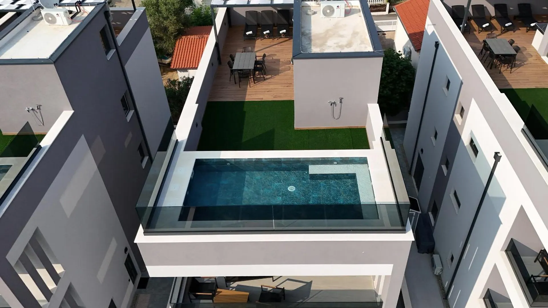 Apartmán K3-Penthouse With Sea View And Heated Pool Vir 0*,